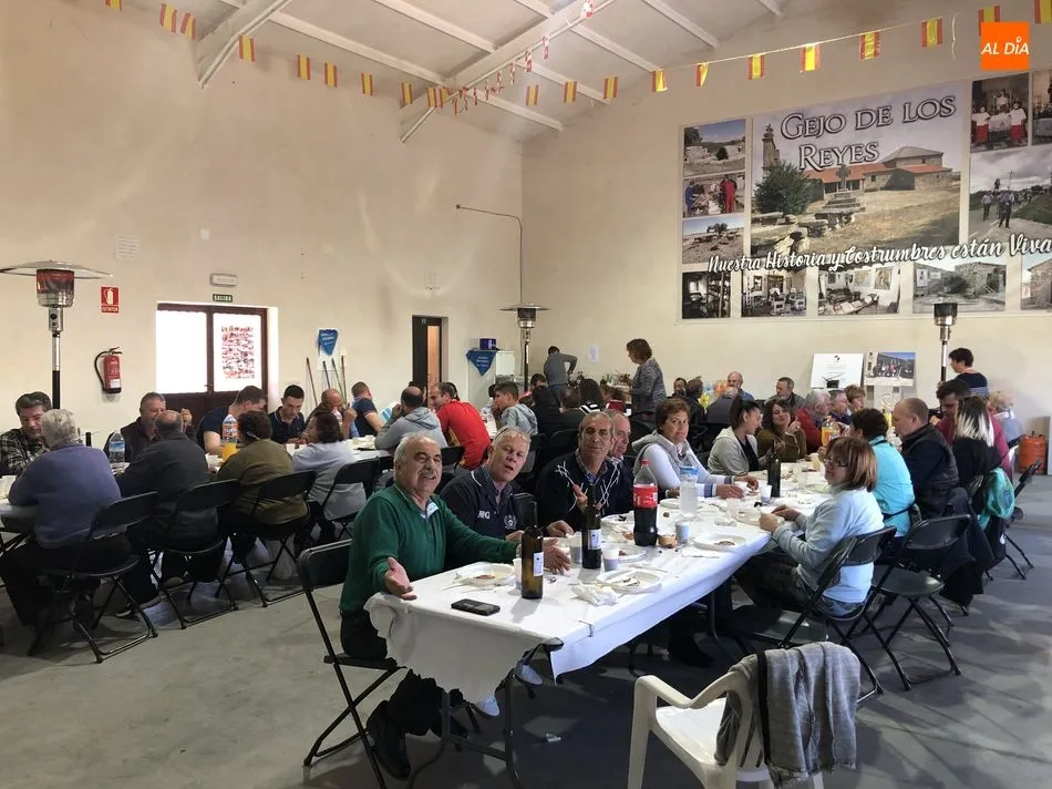 Foto 8 - Encuentro de amigos con comida incluida en Gejo de los Reyes  