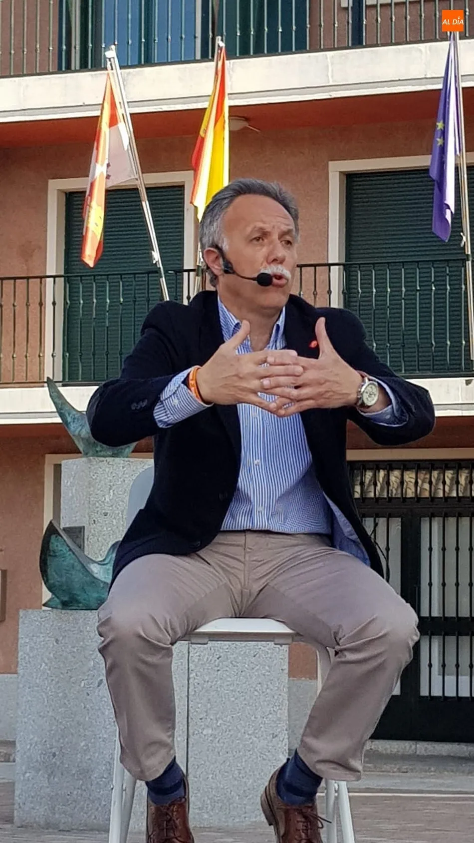 Foto 2 - Mor&aacute;n alerta sobre los peligros de perpetuar el bipartidismo