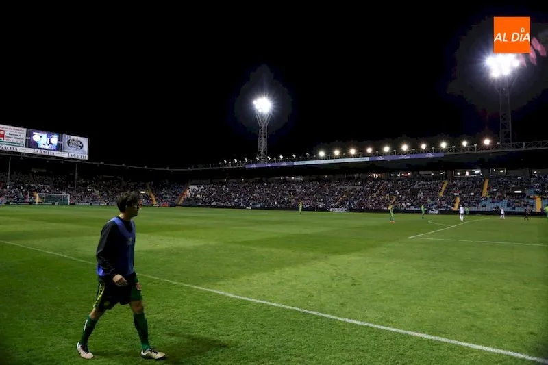 Foto 7 - El derbi no tiene due&ntilde;o sin Mart&iacute;n Galv&aacute;n (1-1)