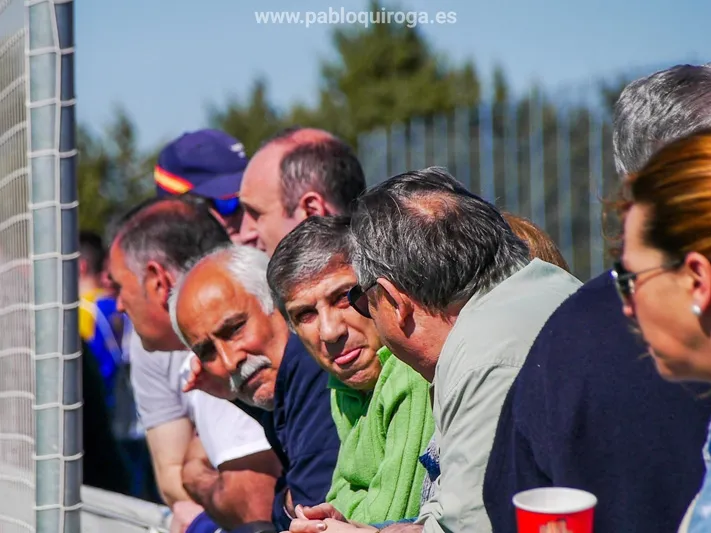 Foto 6 - El Pe&ntilde;aranda y el Salamanca UDS &lsquo;B&rsquo; firman tablas 2-2 en un encuentro con claro sabor a...