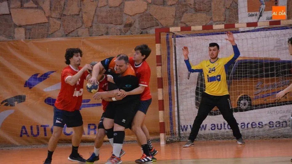 Una acción del partido / Lydia González