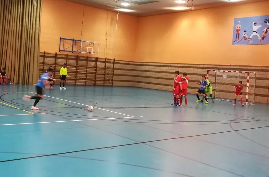 Foto 3 - [M 13|14 ABR] Debacle de cadetes y juveniles del III Columnas en su largo viaje a Le&oacute;n  