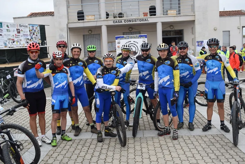 Foto 2 - La V Ruta BTT de Saelices el Chico, todo un &eacute;xito de participaci&oacute;n