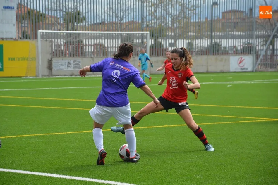 Foto 9 - El Salamanca FF no solventa sus problemas y cae ante el Alh&oacute;ndiga (0-4)