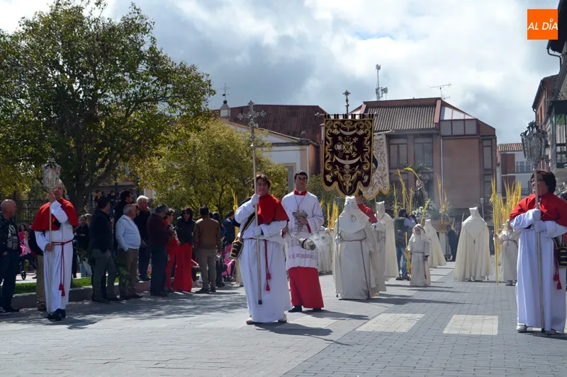 Foto 10 - Un Domingo de Ramos con gran ambiente pone en marcha los desfiles procesionales de la Semana Santa&nbsp;