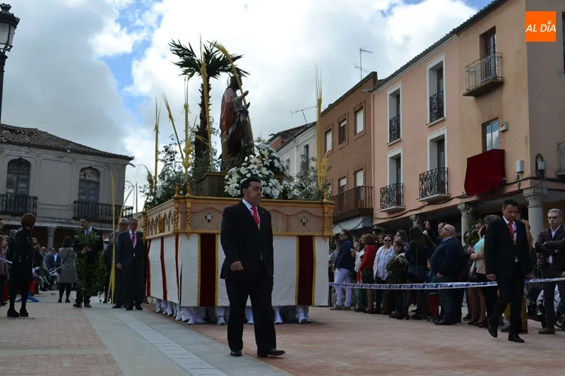 Foto 8 - Un Domingo de Ramos con gran ambiente pone en marcha los desfiles procesionales de la Semana Santa&nbsp;