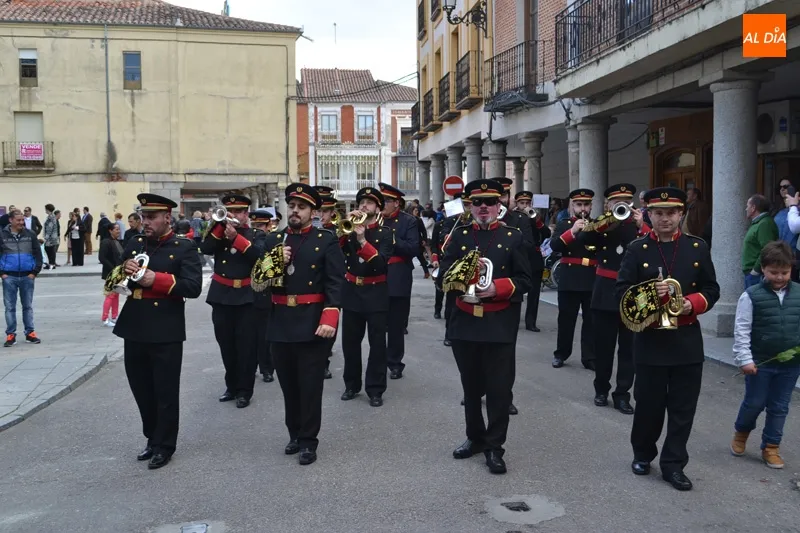 Foto 6 - Un Domingo de Ramos con gran ambiente pone en marcha los desfiles procesionales de la Semana Santa&nbsp;