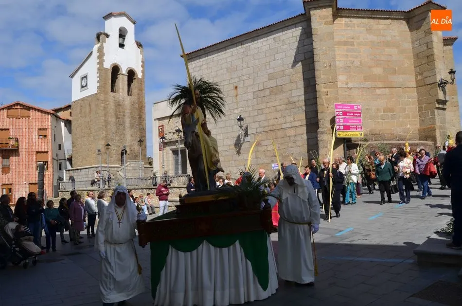 Foto 8 - La procesi&oacute;n de La Borriquilla, preludio de la Semana de Pasi&oacute;n  