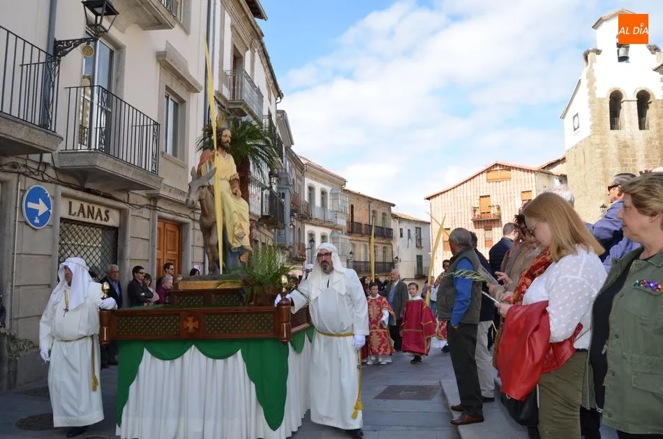 Foto 7 - La procesi&oacute;n de La Borriquilla, preludio de la Semana de Pasi&oacute;n  