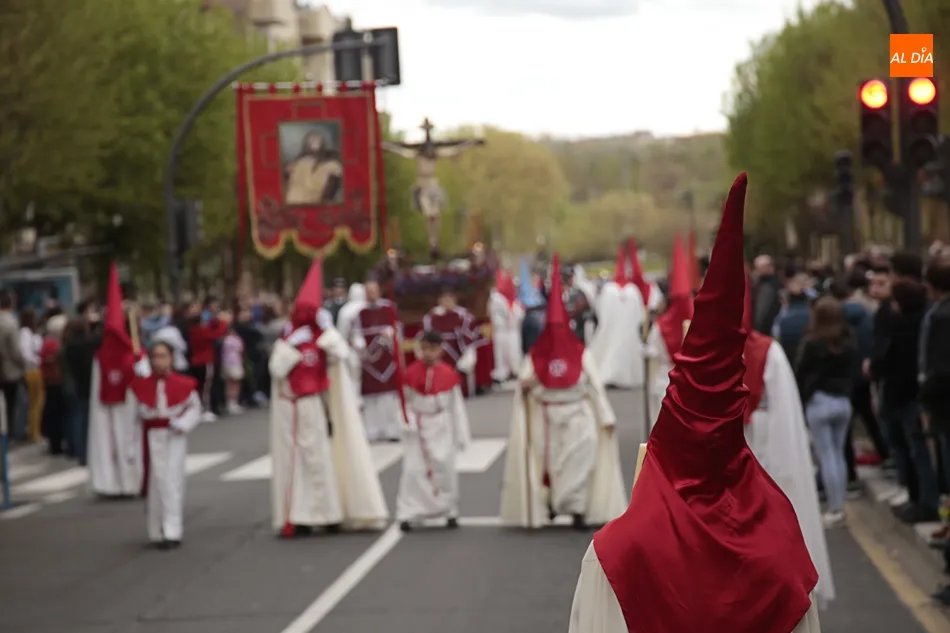 Foto 9 - La Hermandad de Jes&uacute;s del Perd&oacute;n procesiona con la ausencia del reo indultado