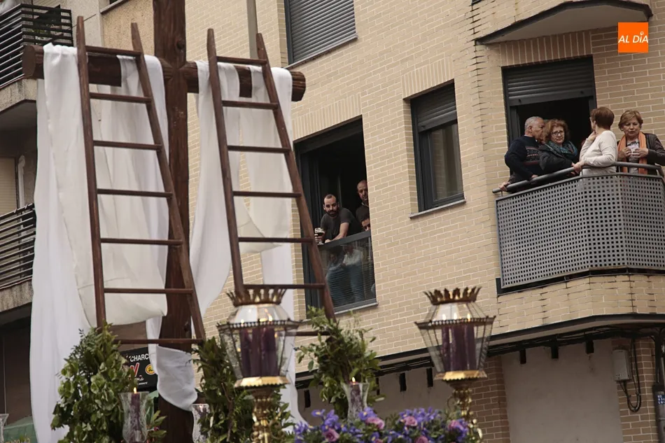 Foto 5 - La Hermandad de Jes&uacute;s del Perd&oacute;n procesiona con la ausencia del reo indultado
