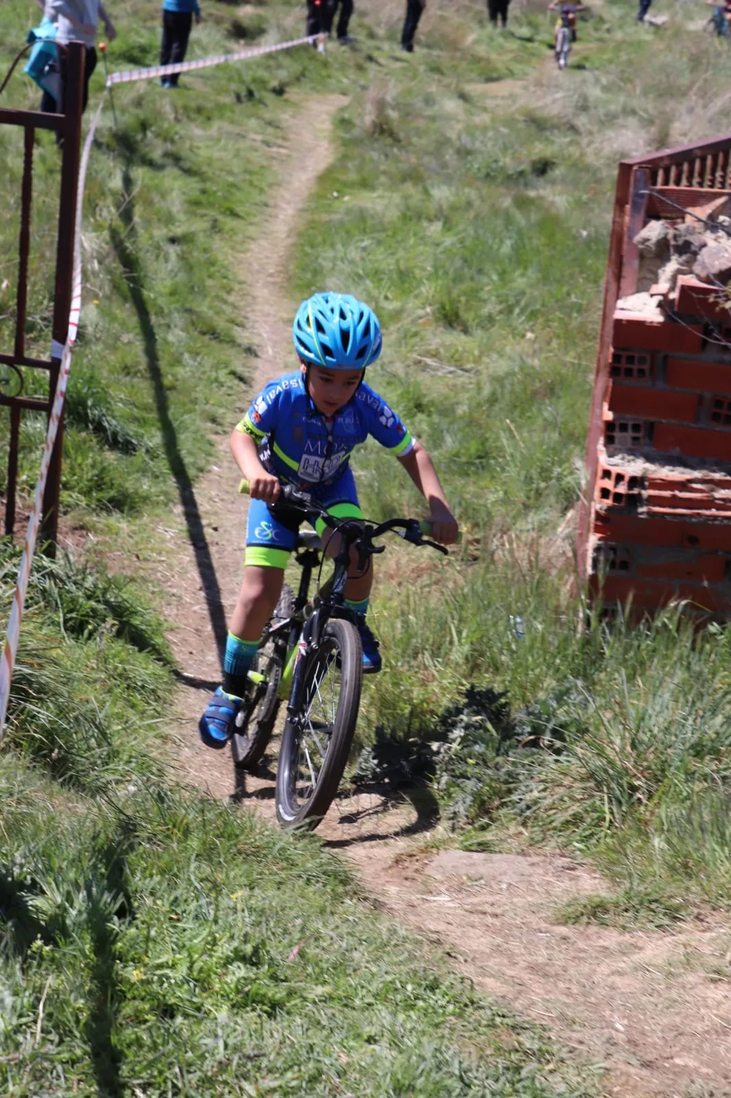 Foto 4 - Gran actuaci&oacute;n de la Escuela de Ciclismo Salmantino en B&eacute;jar con doble podio para Adri&aacute;n L&oacute;pez...
