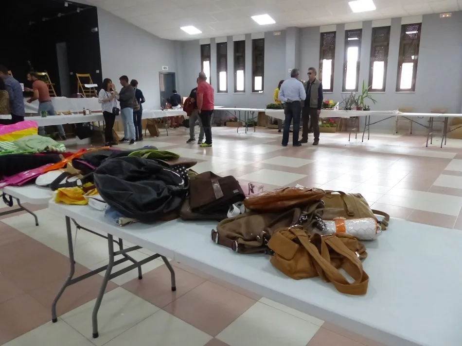 Foto 10 - Babilafuente colabora con la ONG Acci&oacute;n Verapaz en el tradicional mercadillo solidario