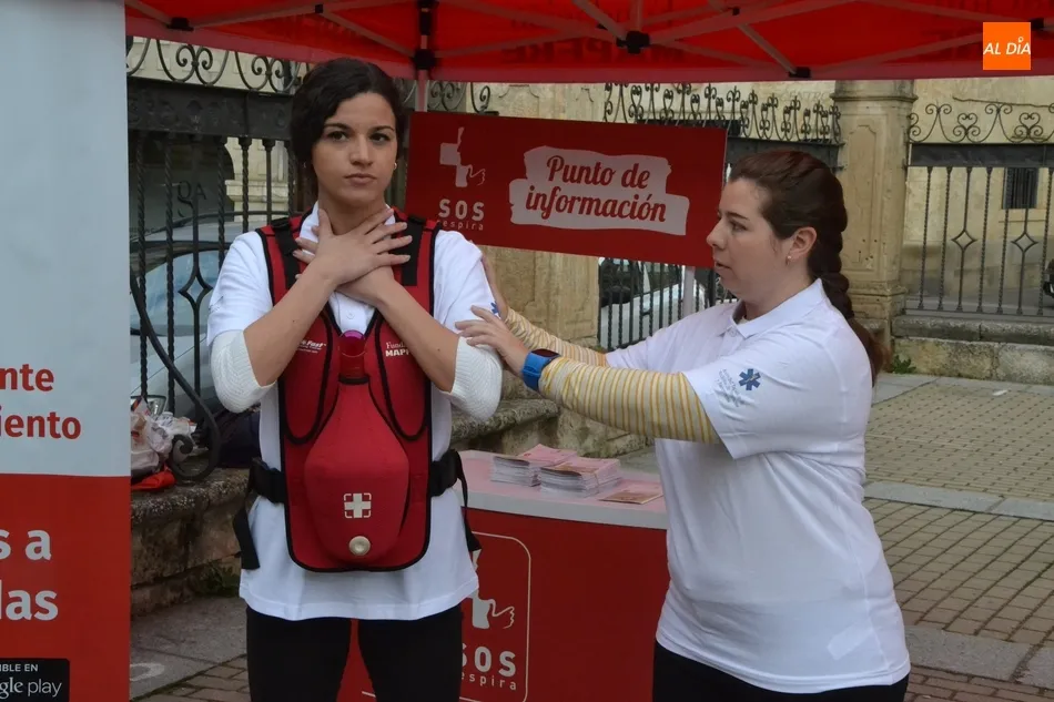 Llega a Miróbriga la campaña ‘SOS Respira’ para enseñar a actuar ante un atragantamiento  