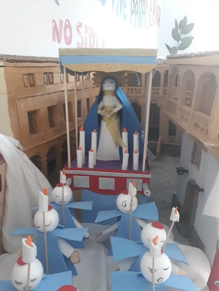 Foto 9 - Original recreaci&oacute;n de la Semana Santa en la Residencia Madre de la Veracruz