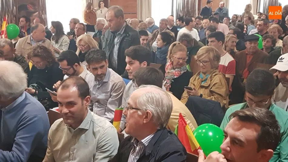 Foto 5 - V&iacute;ctor Gonz&aacute;lez se presenta en Salamanca con una f&eacute;rrea defensa de la familia y los valores...