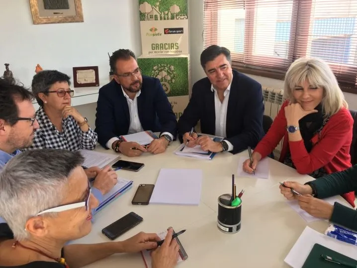 Foto 6 - &ldquo;El&nbsp;PP es el partido que garantiza y mejora las pol&iacute;ticas de bienestar siempre que gobierna&rdquo;
