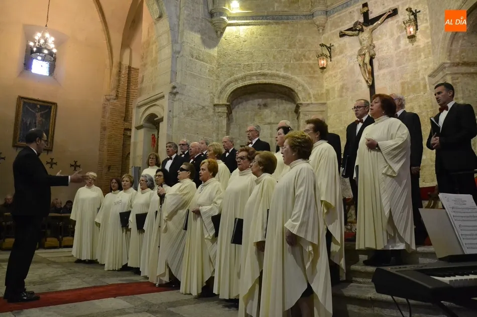 La Coral Dámaso Ledesma hace un repaso a la Semana Santa a través de la música  