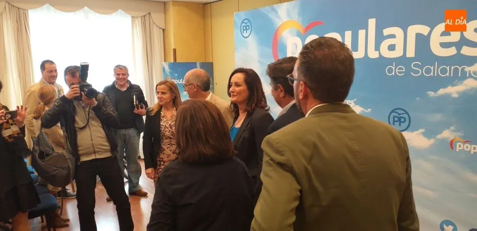 Foto 8 - Encuentro de Edurne Uriarte con afiliados y simpatizantes del PP