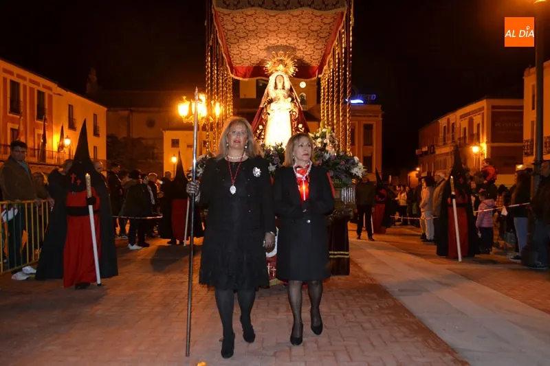 Foto 6 - La agon&iacute;a del Humilladero y dolor de Nuestra Se&ntilde;ora de las L&aacute;grimas durante el traslado del...