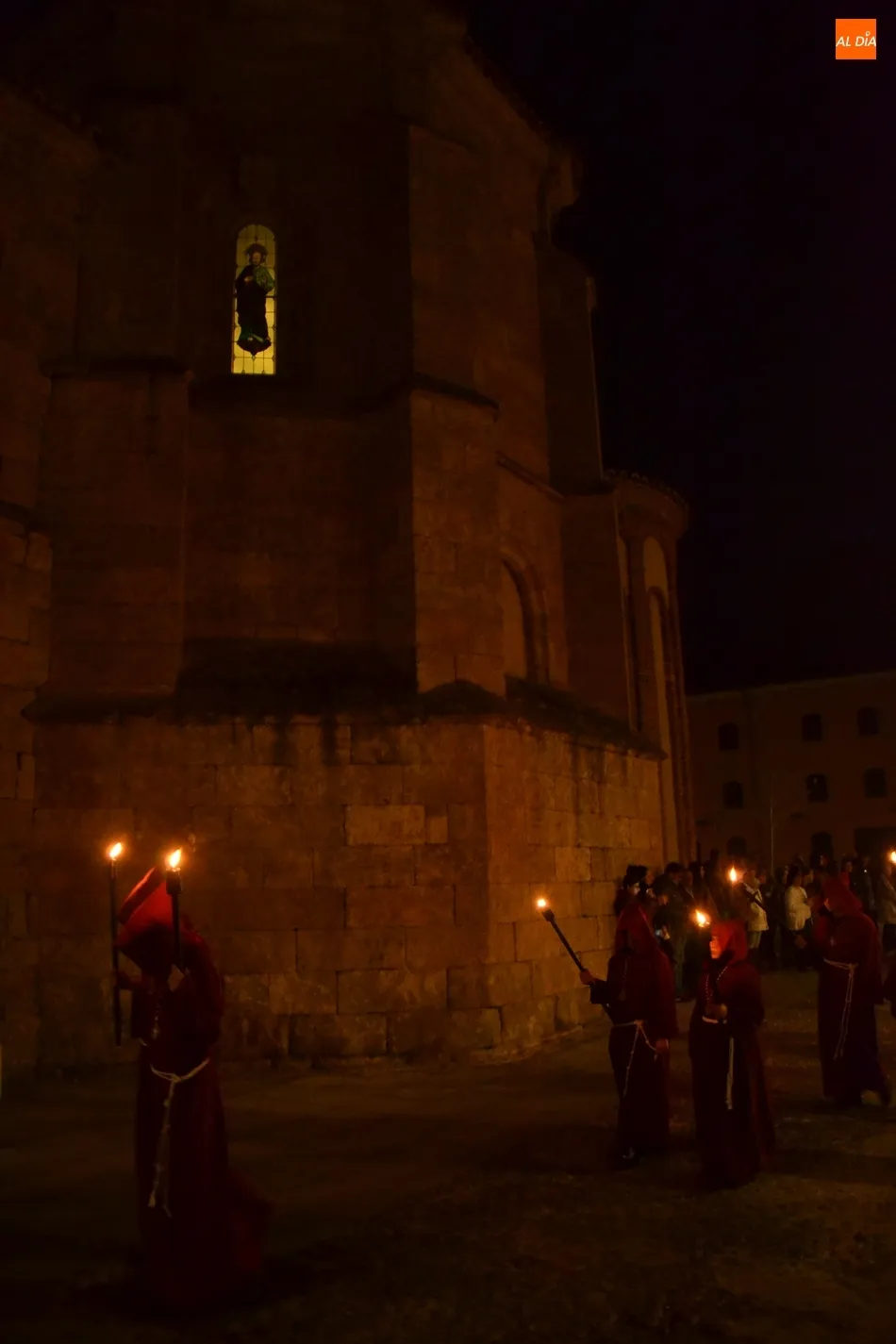 Foto 9 - La procesi&oacute;n de las Cinco Llagas de Cristo se consolida con peque&ntilde;as variaciones respecto a su...