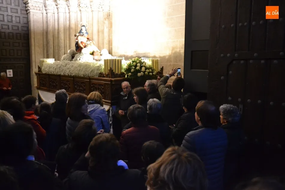 Foto 2 - La lluvia obliga a cancelar la procesi&oacute;n de la Virgen de las Angustias  