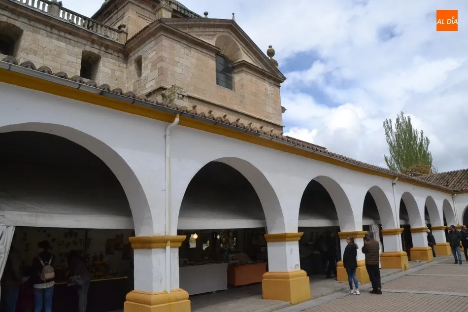 Foto 2 - Primeras ventas en una nueva edici&oacute;n de la tradicional Feria de Cer&aacute;mica y Alfarer&iacute;a  