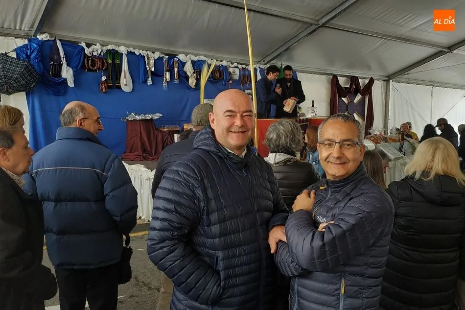 Foto 9 - La cofrad&iacute;a de la Santa Vera Cruz celebra sin lluvia su tradicional T&aacute;lamo  