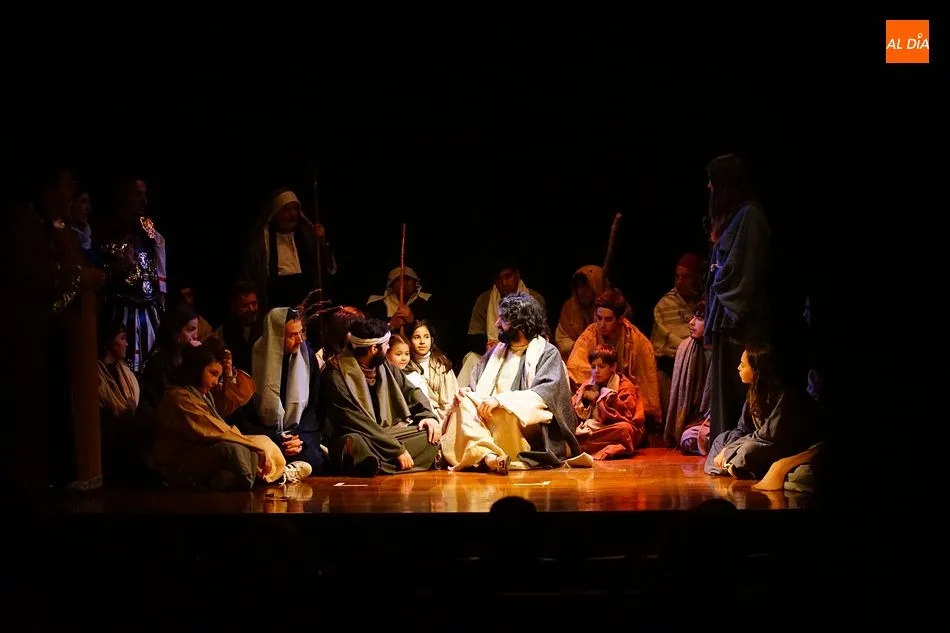 Foto 11 - La Pasi&oacute;n cumple 40 a&ntilde;os con un lleno absoluto en el teatro