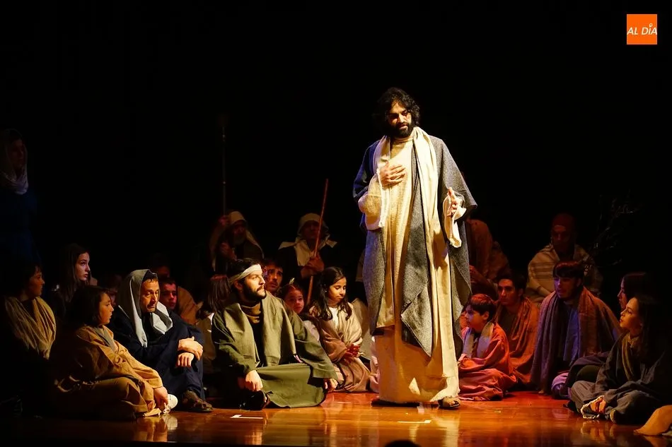 Foto 6 - La Pasi&oacute;n cumple 40 a&ntilde;os con un lleno absoluto en el teatro