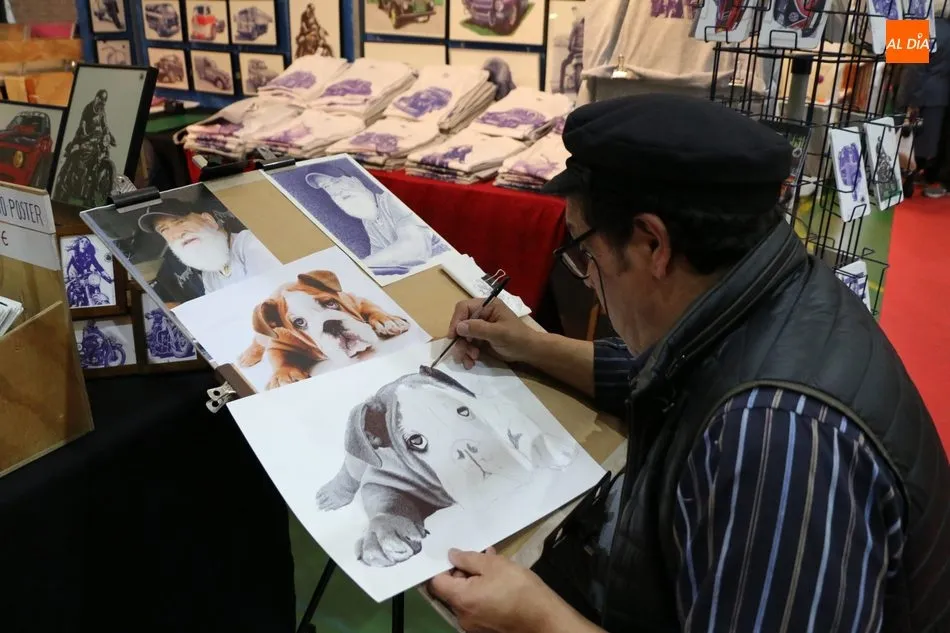 Foto 10 - Las degustaciones animan el segundo d&iacute;a de la Feria Agroalimentaria de Vitigudino  