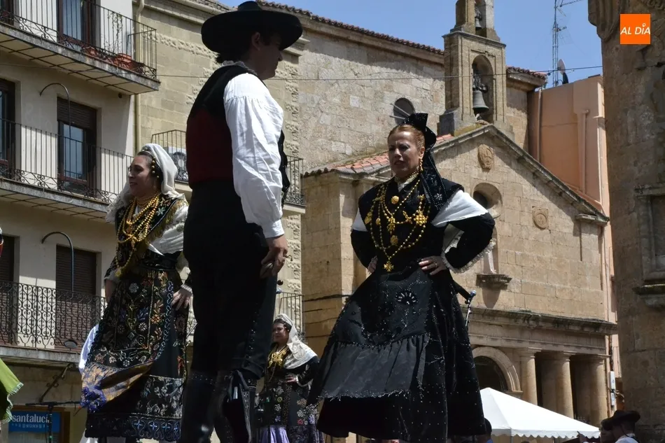 Foto 2 - Mir&oacute;briga empieza a hermanarse con M&eacute;xico con los caballos como enlace  