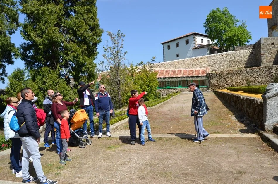 Foto 9 - M&aacute;s de medio millar de personas visitan la remodelaci&oacute;n de El Bosque en la primera jornada de...