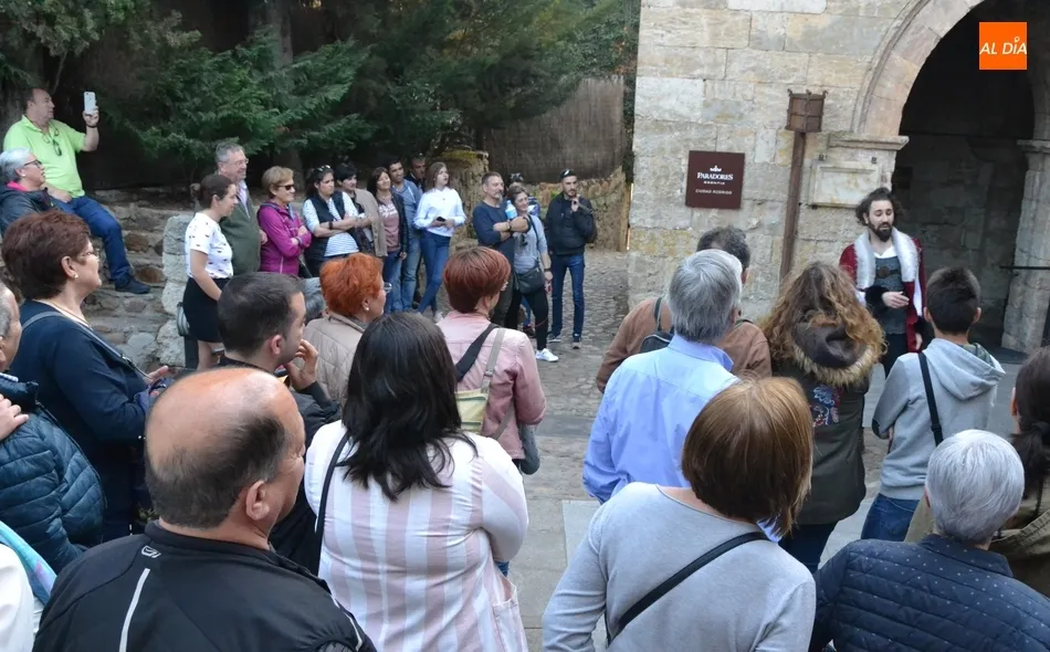 Foto 2 - Exitosa nueva sesi&oacute;n de las visitas teatralizadas al Parador  