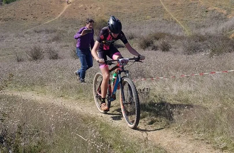 Foto 10 - Alejandro Rodr&iacute;guez y Luis Sela quedan subcampeones en sus categor&iacute;as del Regional de XCO  