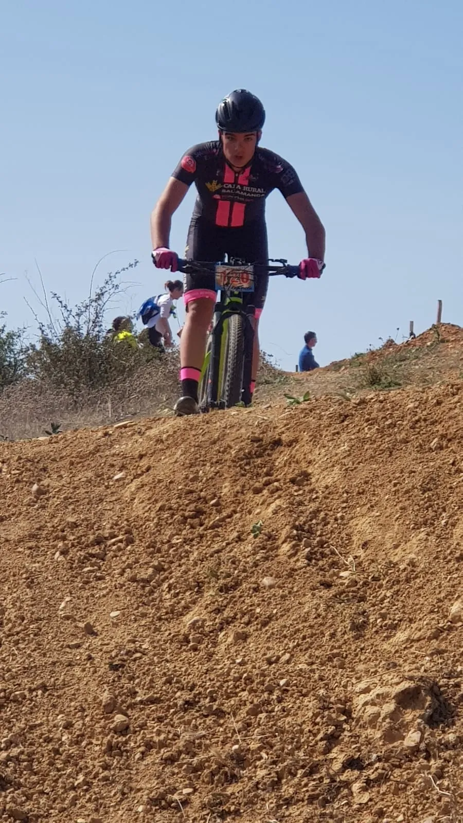 Foto 6 - Alejandro Rodr&iacute;guez y Luis Sela quedan subcampeones en sus categor&iacute;as del Regional de XCO  