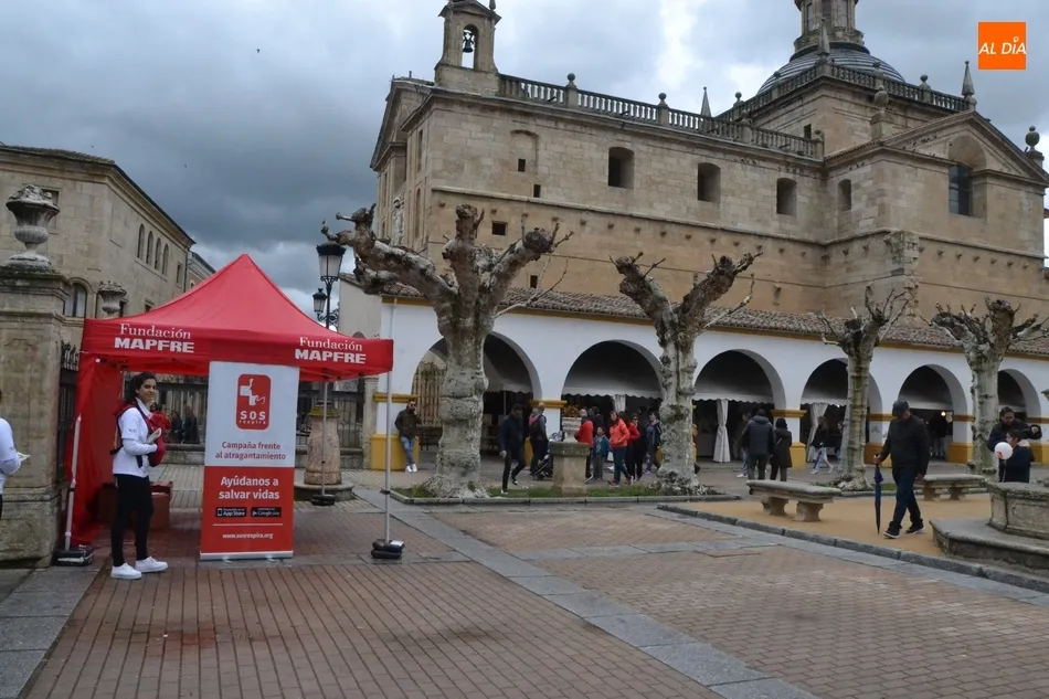 Foto 5 - Mirobrigenses y turistas finalizan la Semana Santa sabiendo c&oacute;mo actuar ante un atragantamiento  