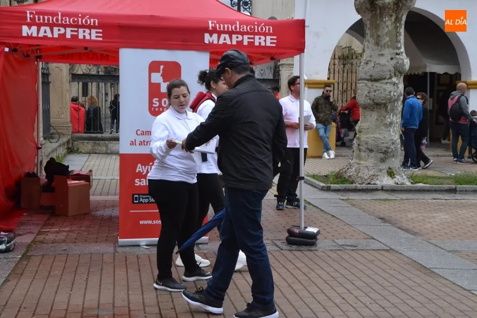 Foto 4 - Mirobrigenses y turistas finalizan la Semana Santa sabiendo c&oacute;mo actuar ante un atragantamiento  