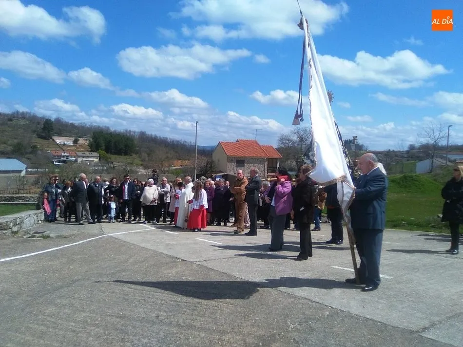 Foto 8 - La Procesi&oacute;n del Encuentro marca el final de la Semana Santa