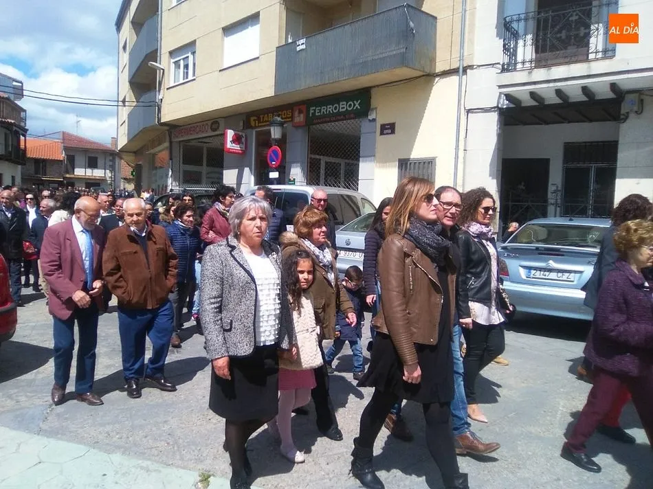 Foto 2 - La Procesi&oacute;n del Encuentro marca el final de la Semana Santa