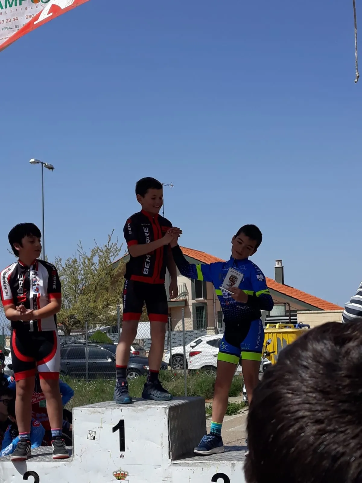 Foto 4 - Salma Dom&iacute;nguez se impone en Benavente y lidera la participaci&oacute;n de la Escuela de Ciclismo...