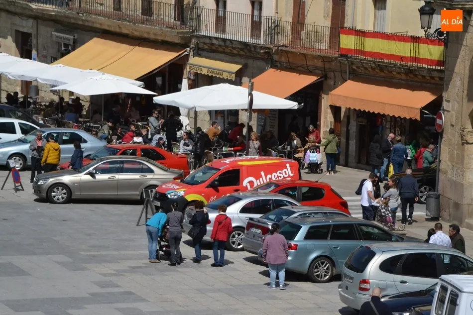 Foto 9 - Edici&oacute;n adelantada del Mercado de los Martes en un Lunes de Pascua de gran ajetreo  