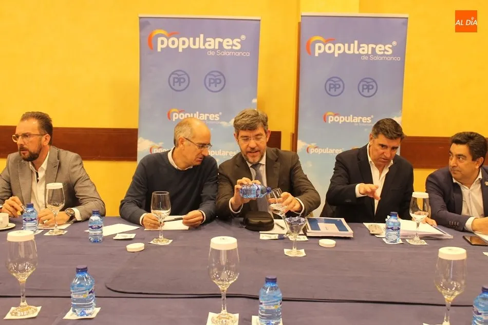 Foto 4 - Nadal asegura en Salamanca que este 28A &ldquo;Espa&ntilde;a se enfrenta a una encrucijada&rdquo; econ&oacute;mica