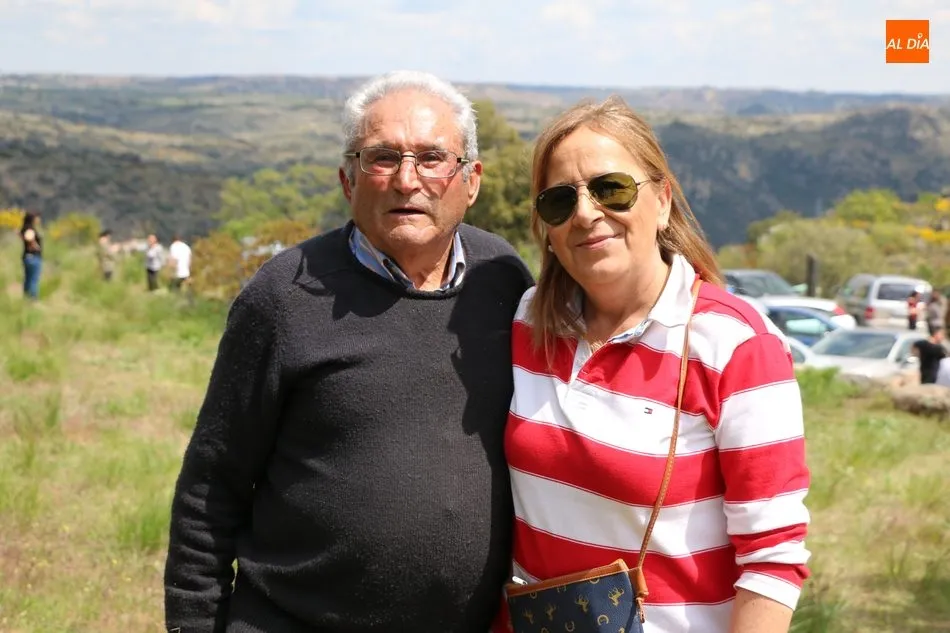 El Teso de San Cristóbal congrega a los vecinos de Villarino el Lunes de Pascua  