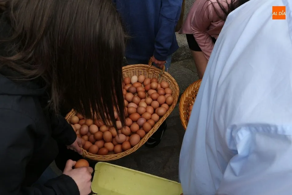 Foto 10 - La fiesta de los Huevos del Cristo re&uacute;ne 200 docenas
