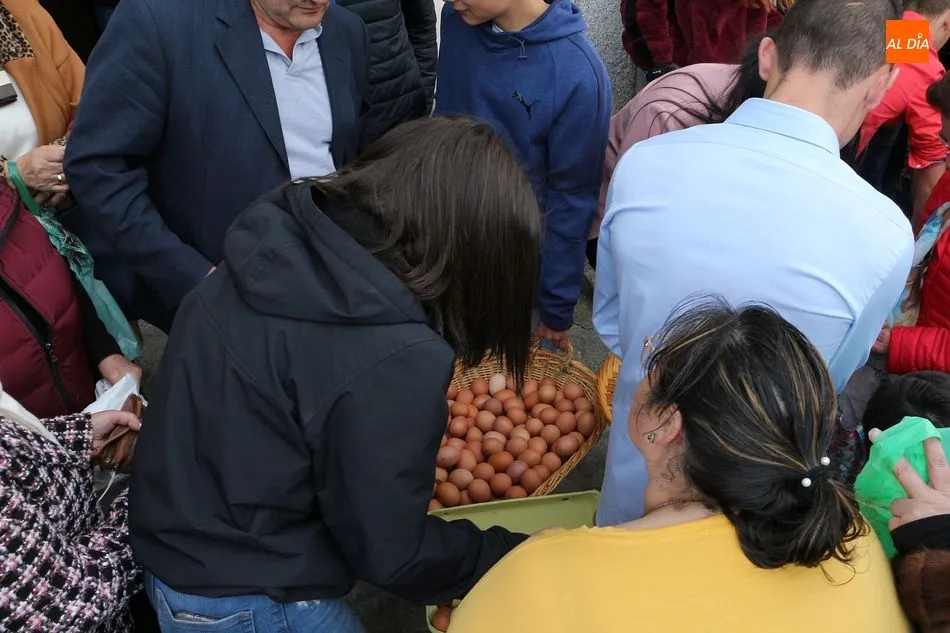Foto 5 - La fiesta de los Huevos del Cristo re&uacute;ne 200 docenas