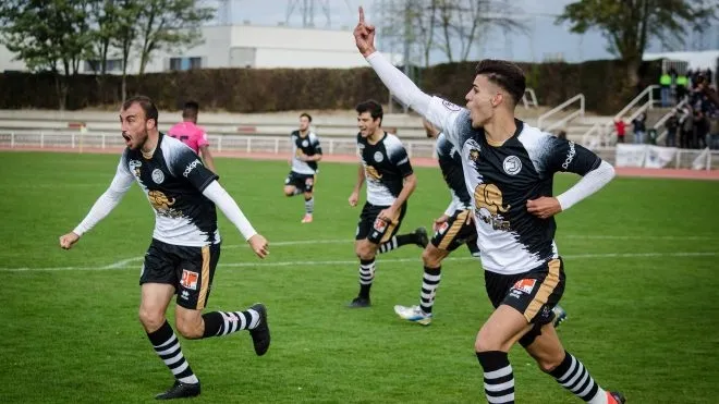 Unionistas celebra un gol