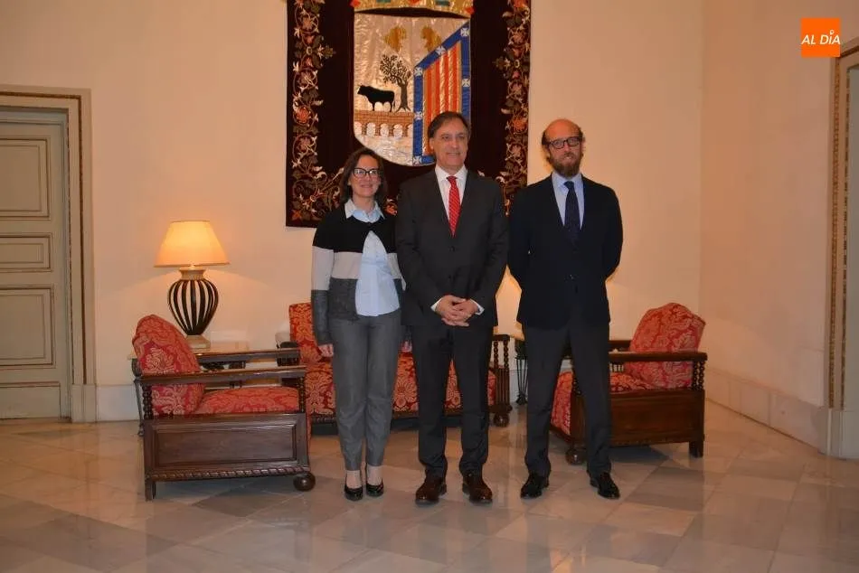 Foto 4 - El alcalde defiende la tauromaquia como fuente de riqueza