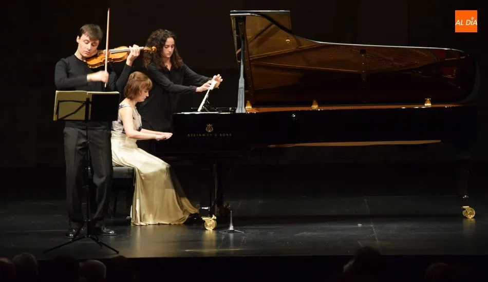 Alejandro Bustamante y Sara Olleros, en el Teatro Liceo. Foto: Eva Fernández