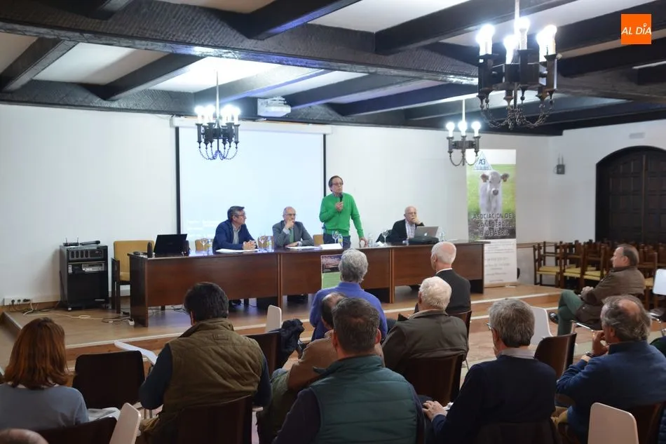 Foto 2 - La agricultura y la ganader&iacute;a, &ldquo;un sector estrat&eacute;gico&rdquo; para Salamanca y Castilla y Le&oacute;n